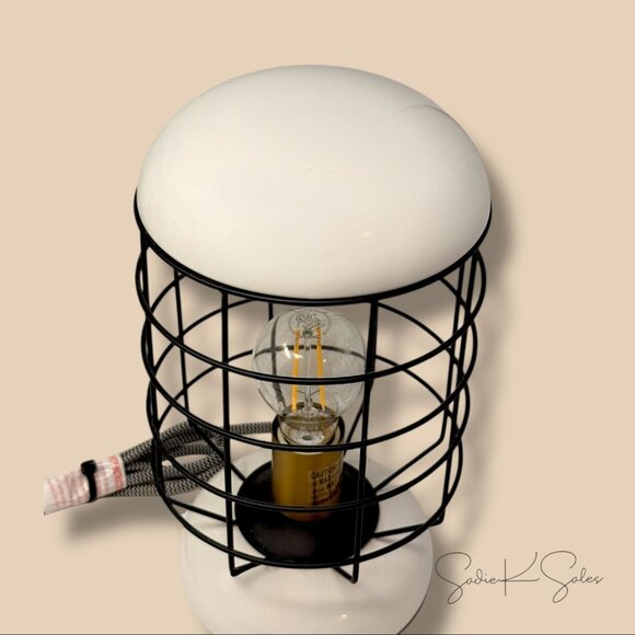 Cage Table Lamp - Hearth & Hand Magnolia - Vintage Lantern‎ Style 2018 - Picture 4 of 10